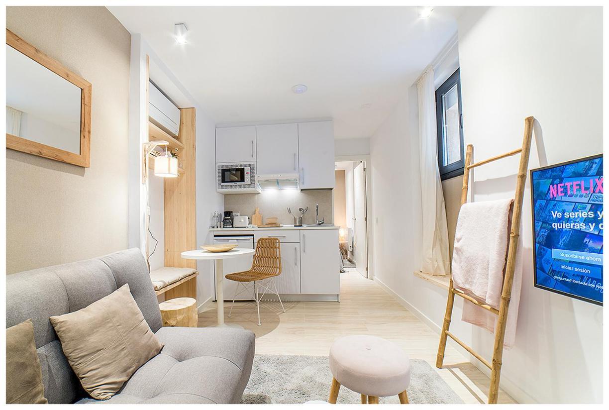 Apartamentos Madrid Rio Luaran gambar